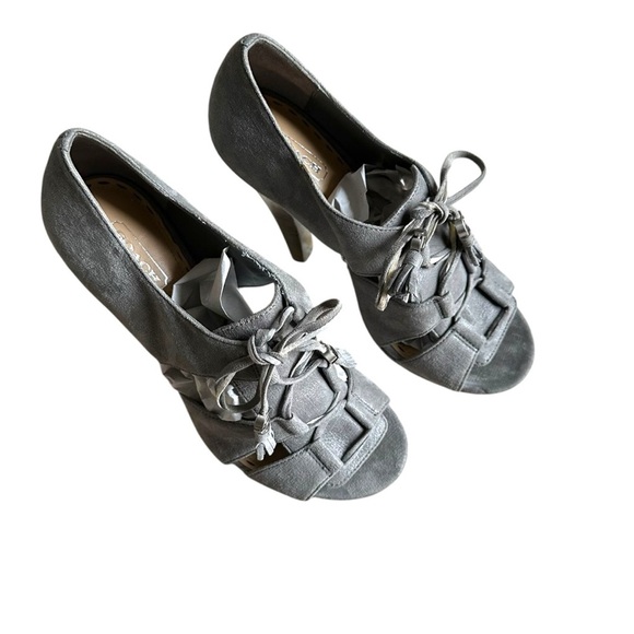 Coach Teagan Genuine Suede Leather Lace Up Open Toe High Heels In Gray Size 7 - Picture 3 of 12